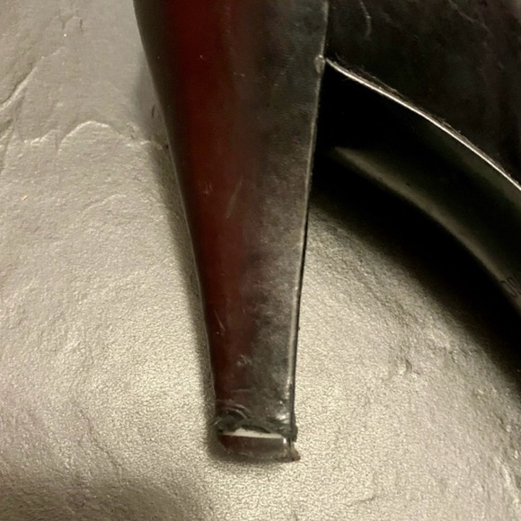 Gucci boot in soft black leather
Jewel button. - Picture 4 of 9